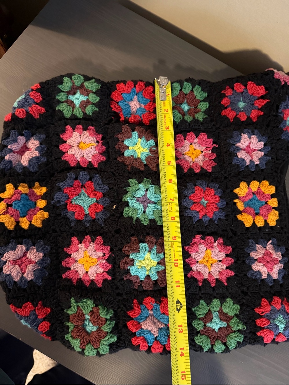 Boho Granny-square Crochet Floral Patchwork Shoulder Bag in Black - Picture 10 of 11